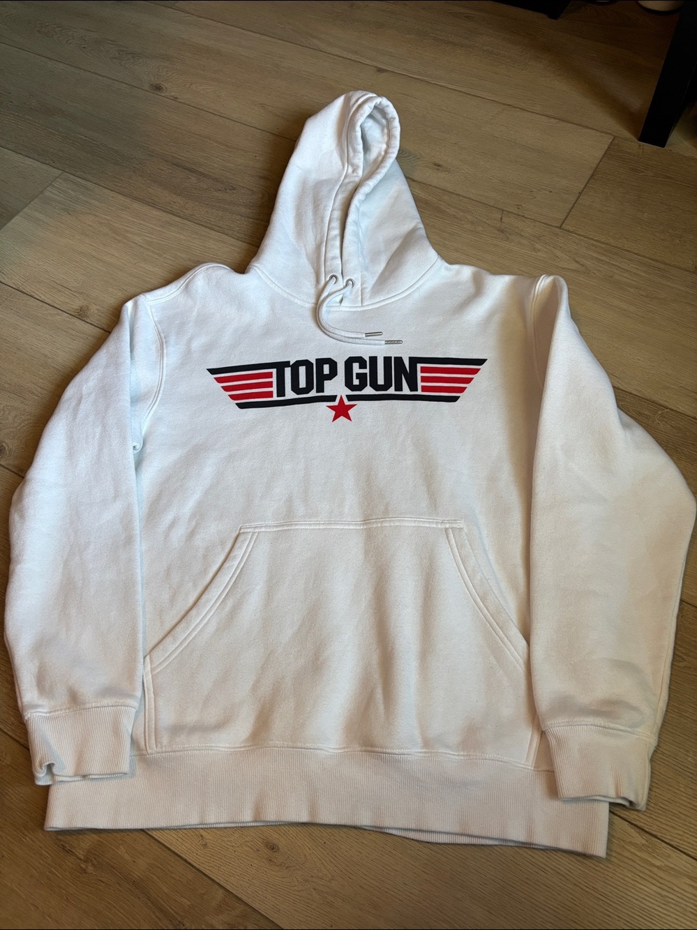 H&M white Top Gun logo hoodie. Men's L. Cotton/poly. Like new condition. Sharp!